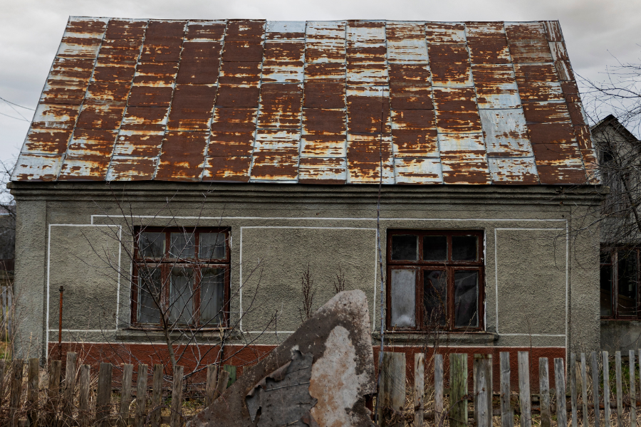 20 Penyebab Atap Bocor yang Paling Sering Terjadi dan Cara Mengatasinya