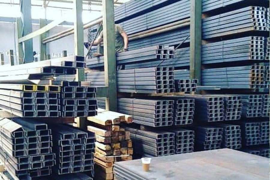 stok kuat untuk mendukung proyek besar