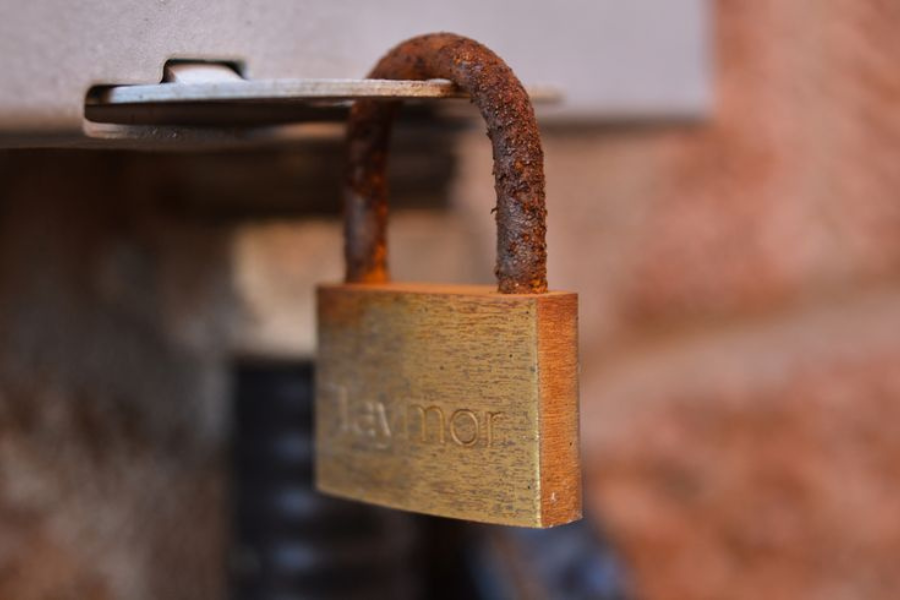 12 Cara Menghilangkan Karat yang Membandel di Besi, Ampuh Tanpa Ribet