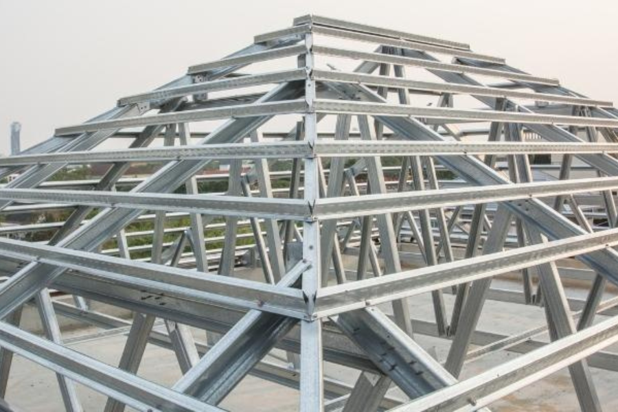 8 Keunggulan Baja Ringan yang Membuatnya Banyak Dipilih Proyek Modern