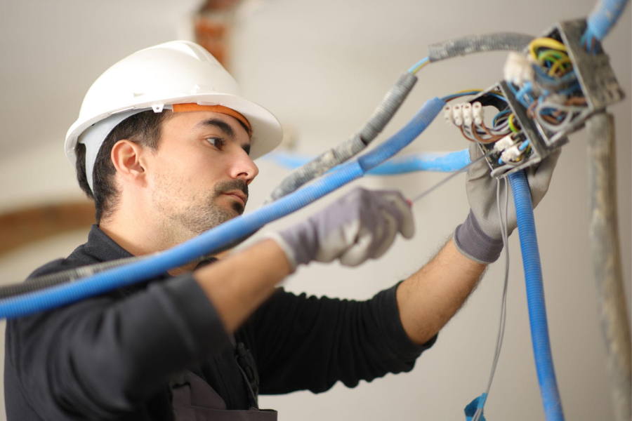 Perbedaan Kabel NYM dan NYY, Mana yang Tepat untuk Instalasi Listrik?